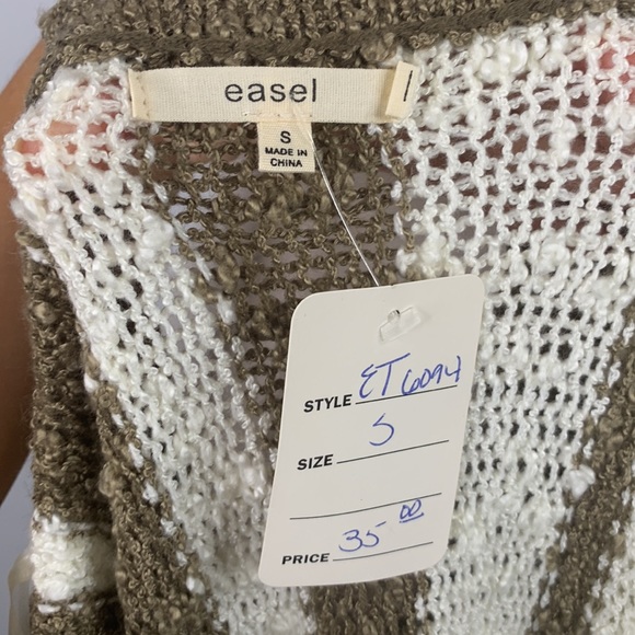 Easel - Picture 6 of 8